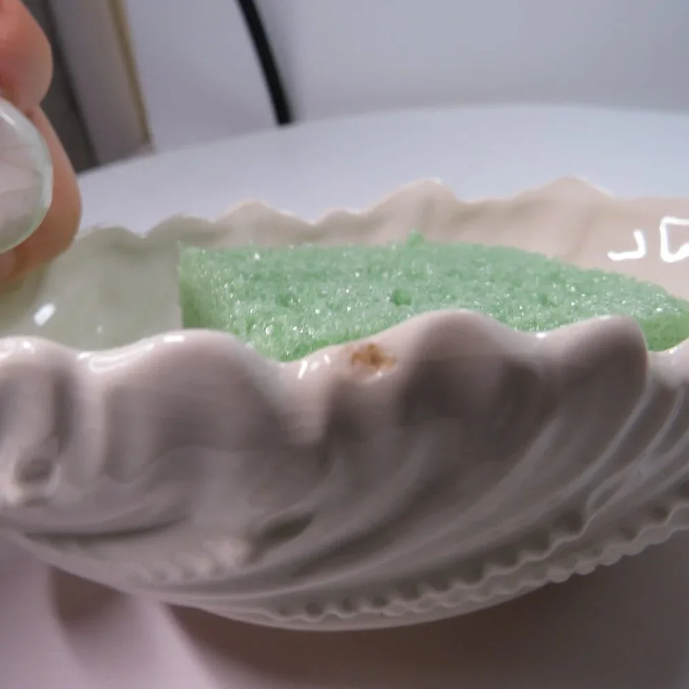 Antique Japanese Porcelain Shell Bowl Scrolled Handle & Beaded Detail CRAZING